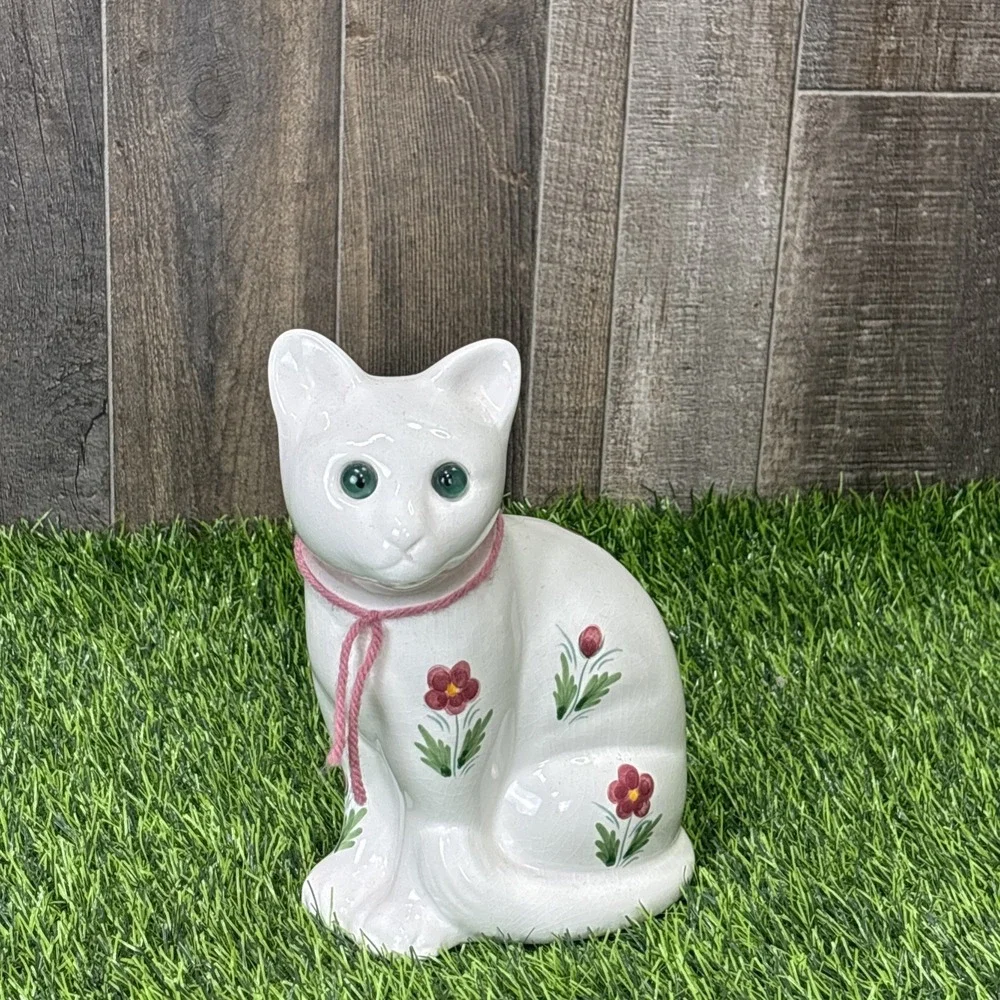 Vintage ELPA Ceramic Cat Figurine Glass Eyes Floral Cottagecore Decor‎